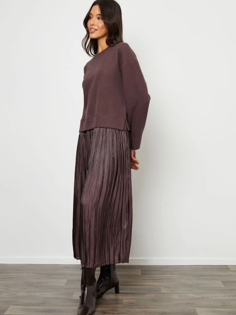 Threadbare Brown 2-In-1 Relaxed Ribbed Sweatshirt Midi Dress