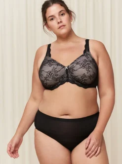 Triumph® Contouring Sensation Minimiser Bra