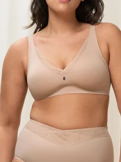 Triumph Nude Non Wired True Shape Sensation Minimizer Bra