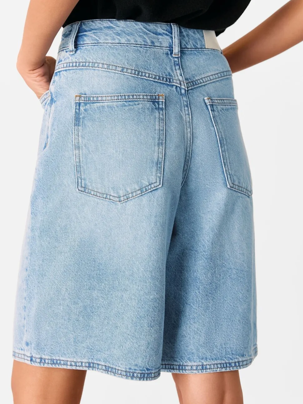 Whistles Blue 100% Cotton Authentic Knee Length Shorts