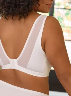 White B-H Total Support Non Wire Ultimate Comfort Bra