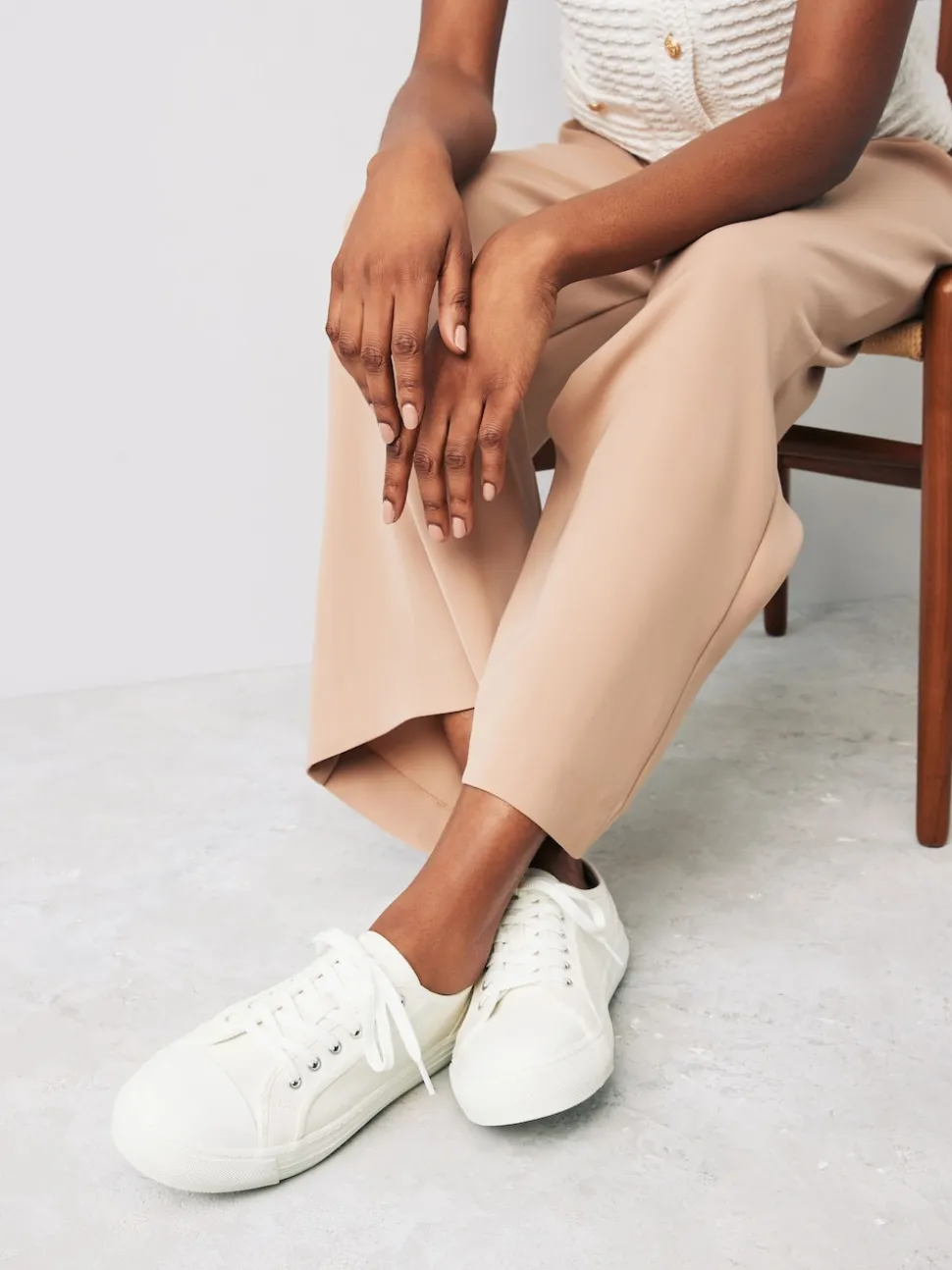 White Canvas Baseball Trainers