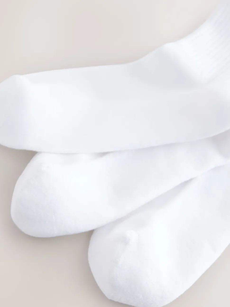 White Cushion Sole Ribbed Sport Cropped Ankle Socks 3 Pack With Arch Support