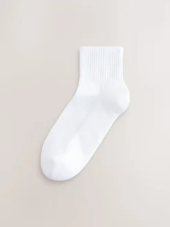 White Cushion Sole Ribbed Sport Cropped Ankle Socks 3 Pack With Arch Support