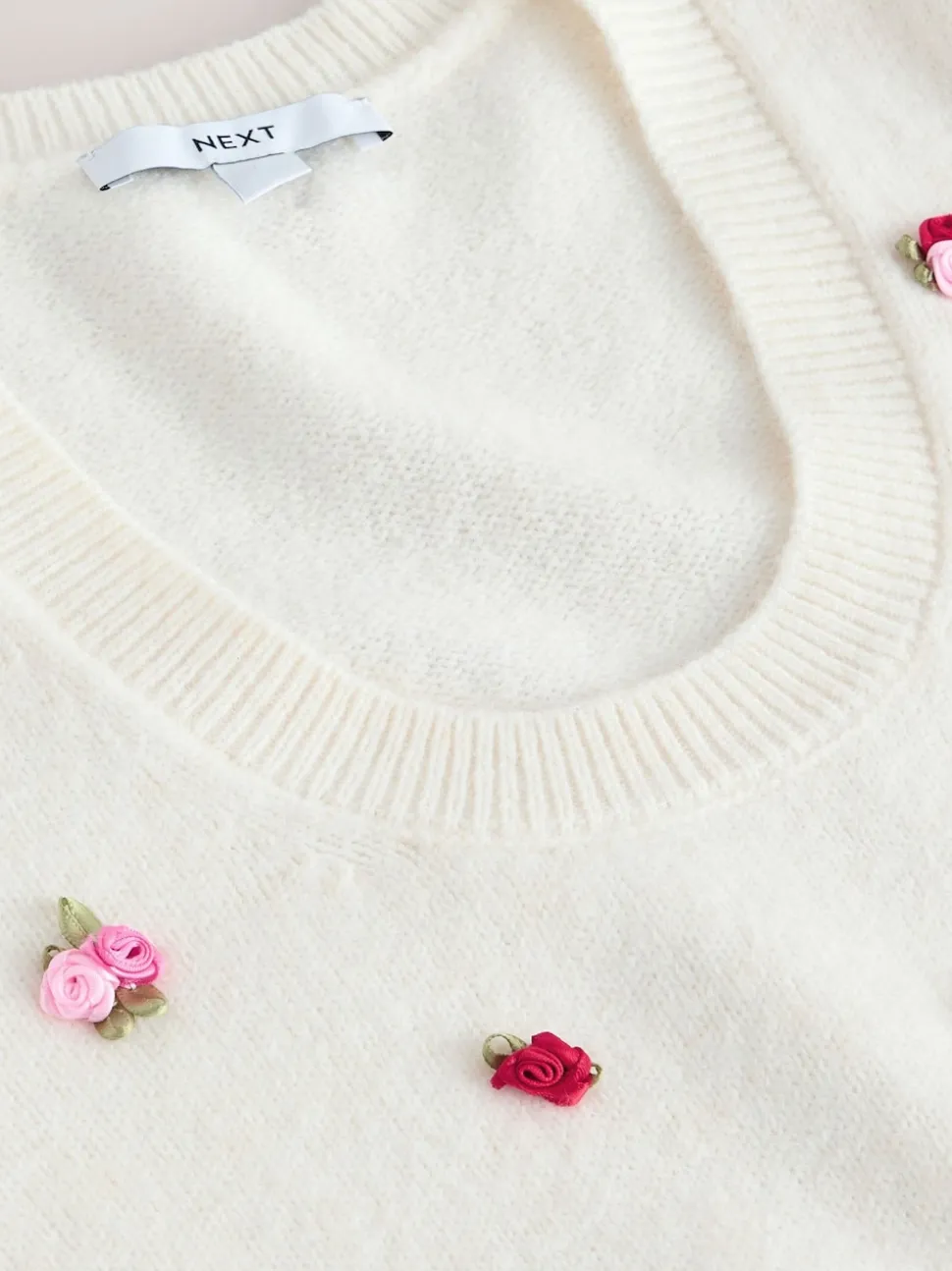 White Floral Detail Puff Sleeve Knitted Top