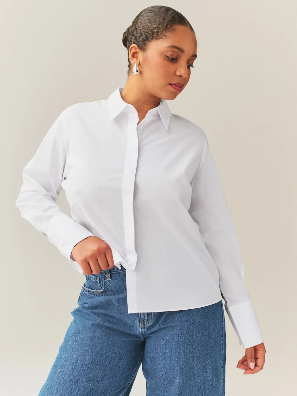 White Fuller Bust Fitted Stretch Essential Long Sleeve Shirt