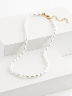 White Pearl Effect Short Necklace