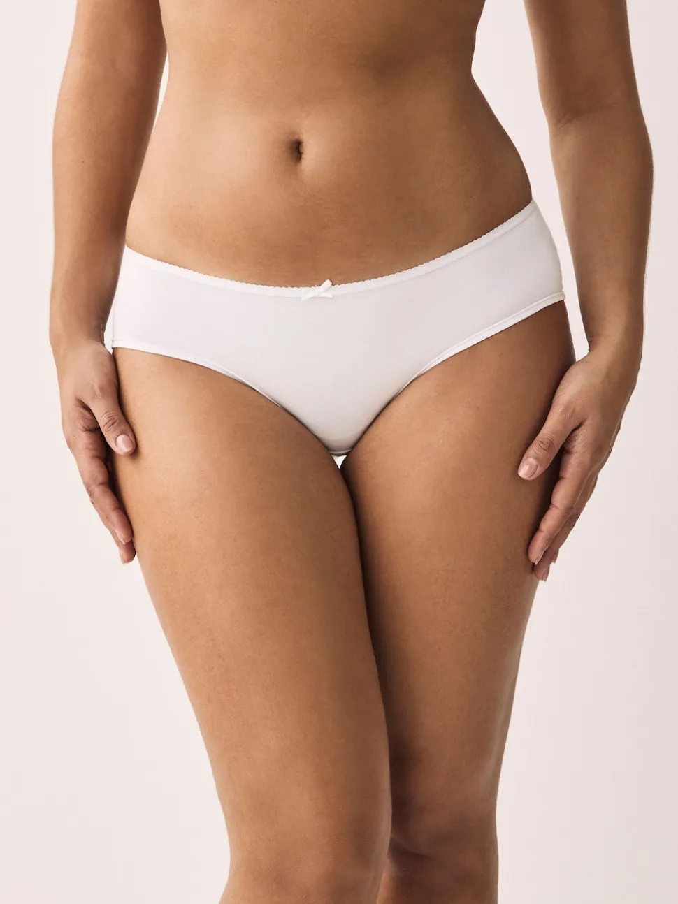 White Short Cotton Rich Knickers 5 Pack