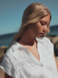 White Short Sleeve Shirt with Linen