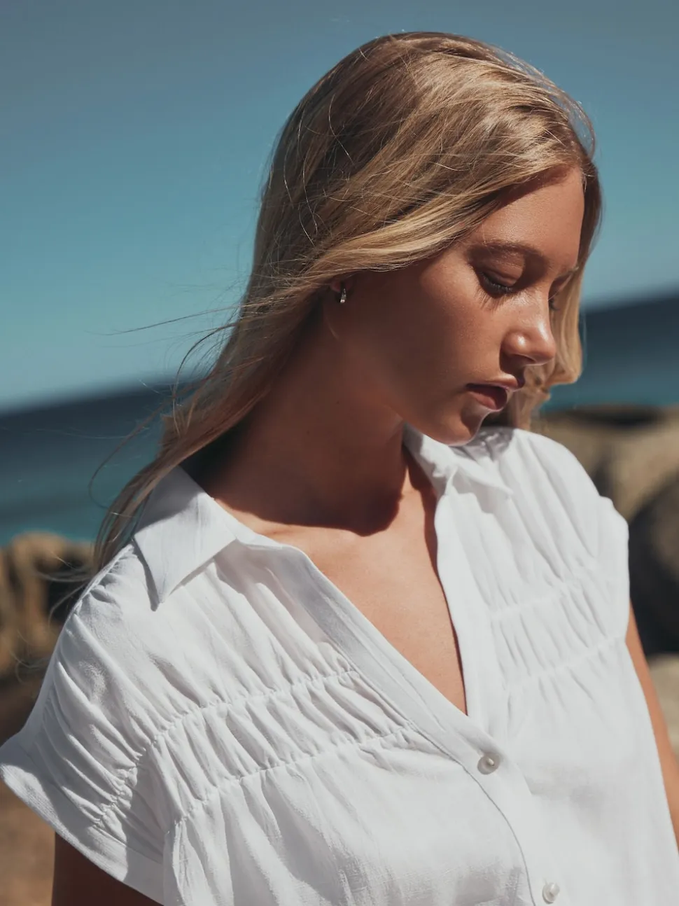 White Short Sleeve Shirt with Linen