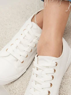 White Standard Fit Patent Baseball Trainers