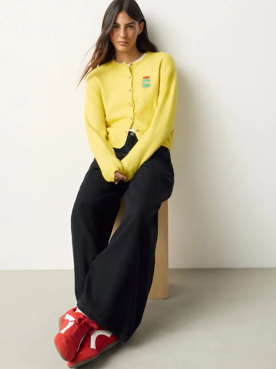 Yellow Pickles Embroidery Crew Neck Knitted Cardigan With Wool