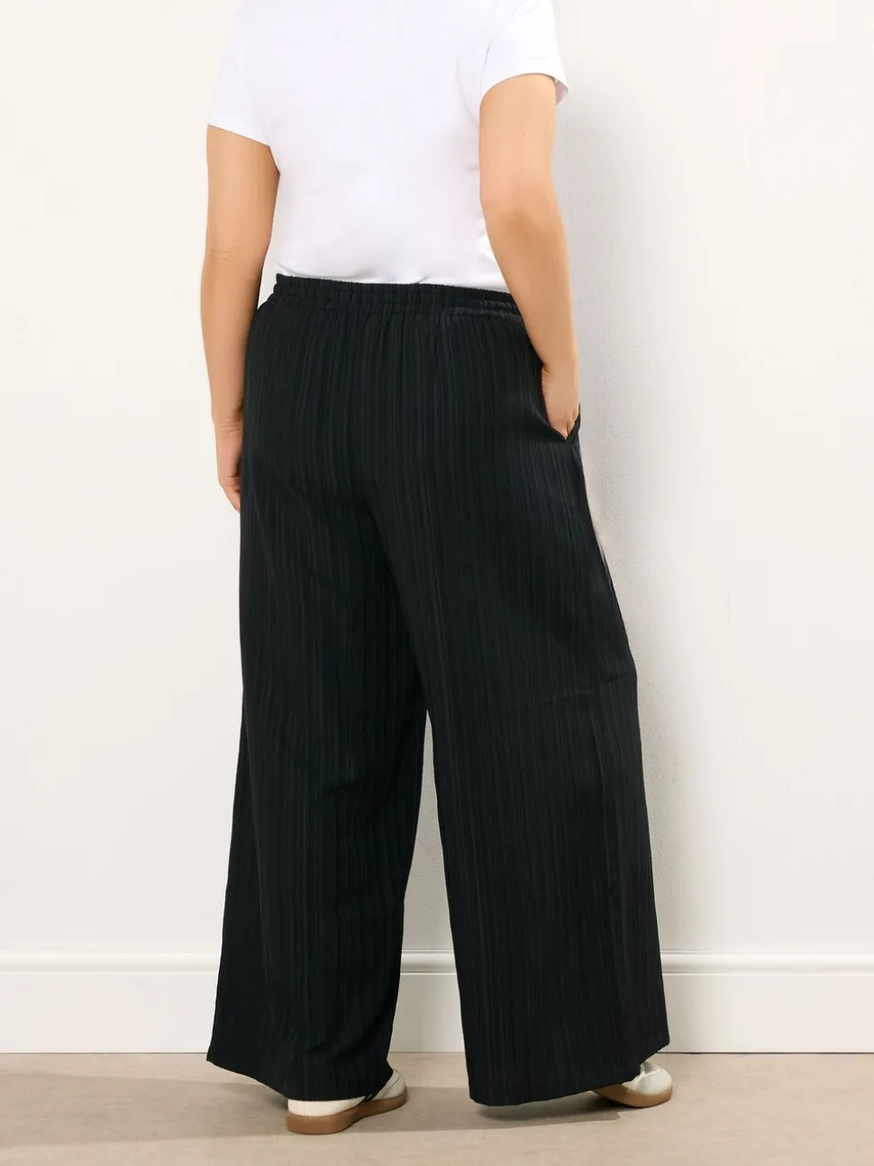 Yours Curve Black Crinkle Wide Leg Trousers