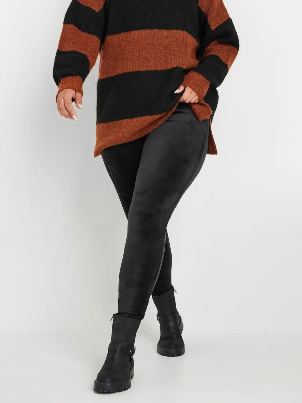 Yours Curve Black Velour Leggings