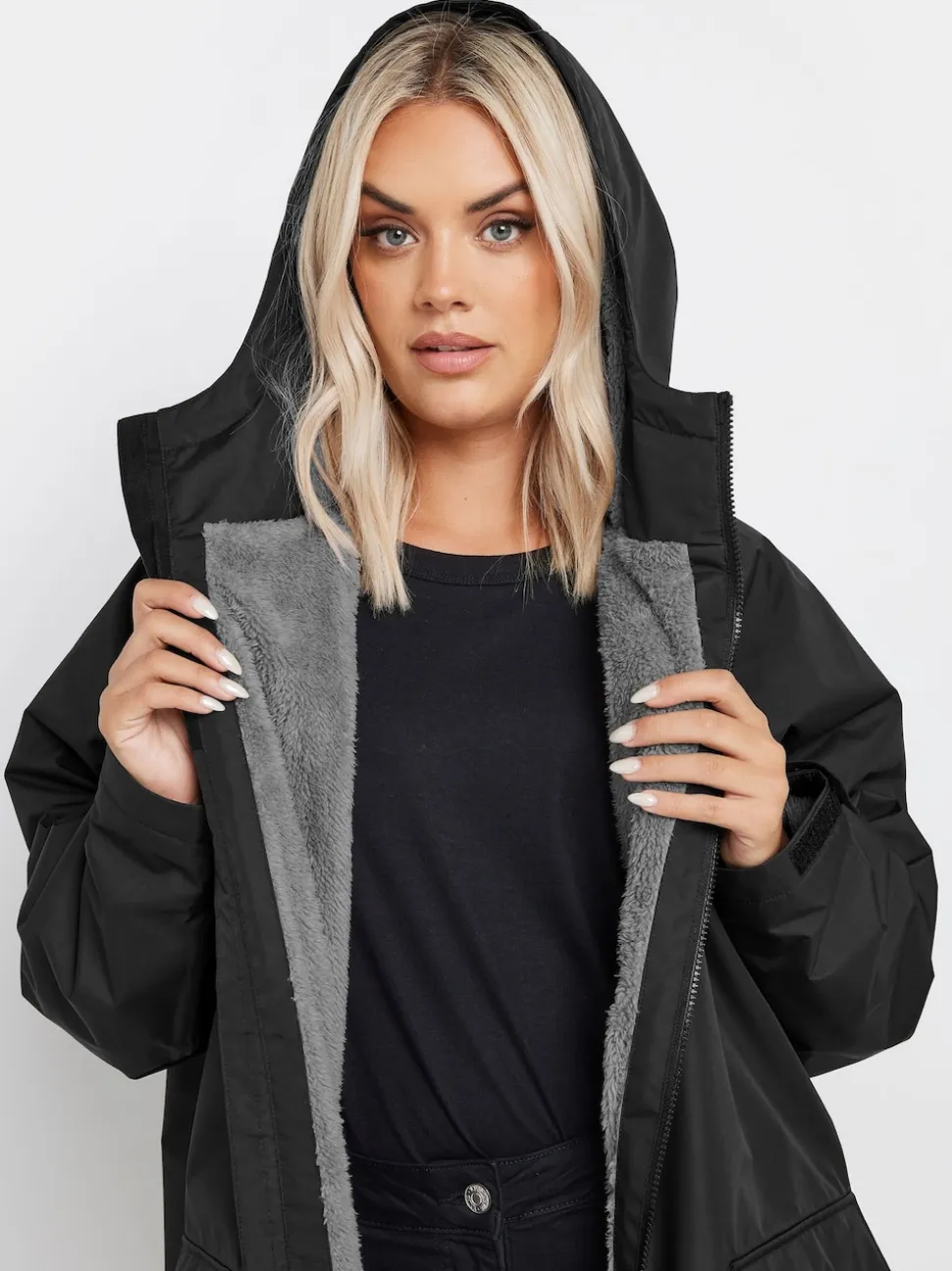 Yours Curve Black Waterproof Fleece Lined Robe